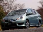 Honda Fit Shuttle Hybrid 2011 года